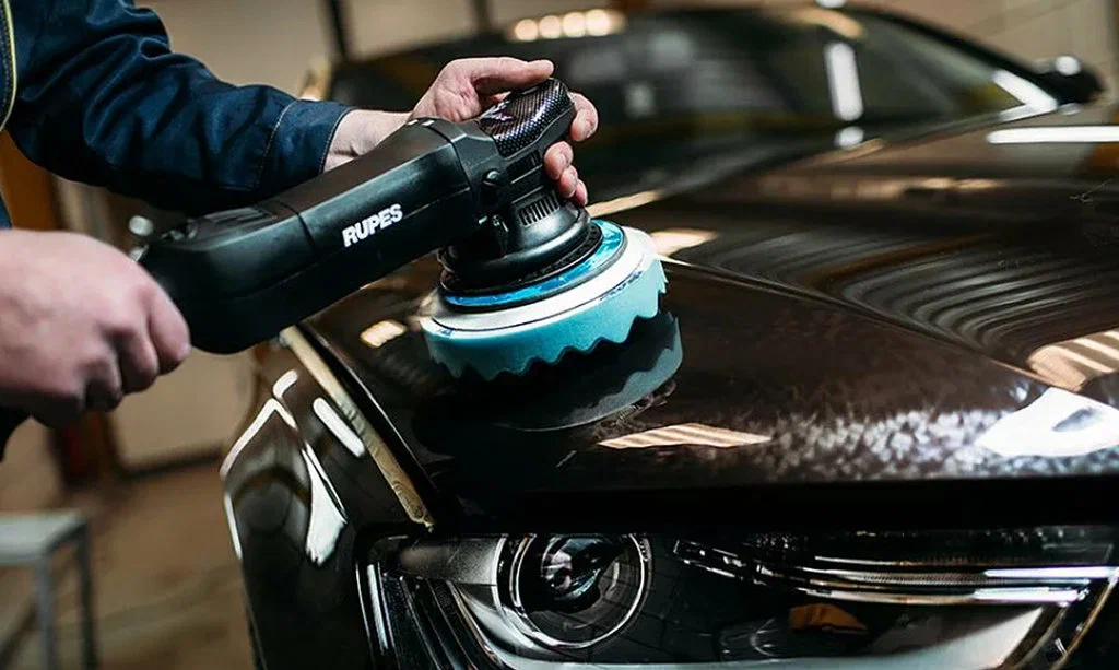 The Ultimate Guide to Professional Car Detailing: Tips and Techniques for a Showroom Shine